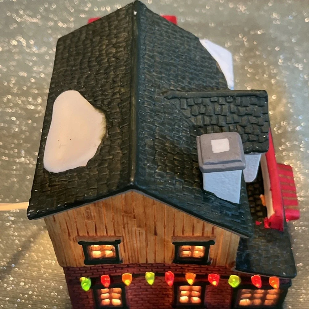 1996 LEMAX Yuletide Craft Shoppe & Trees Porcelain & Lighted~Unboxed~Lighted